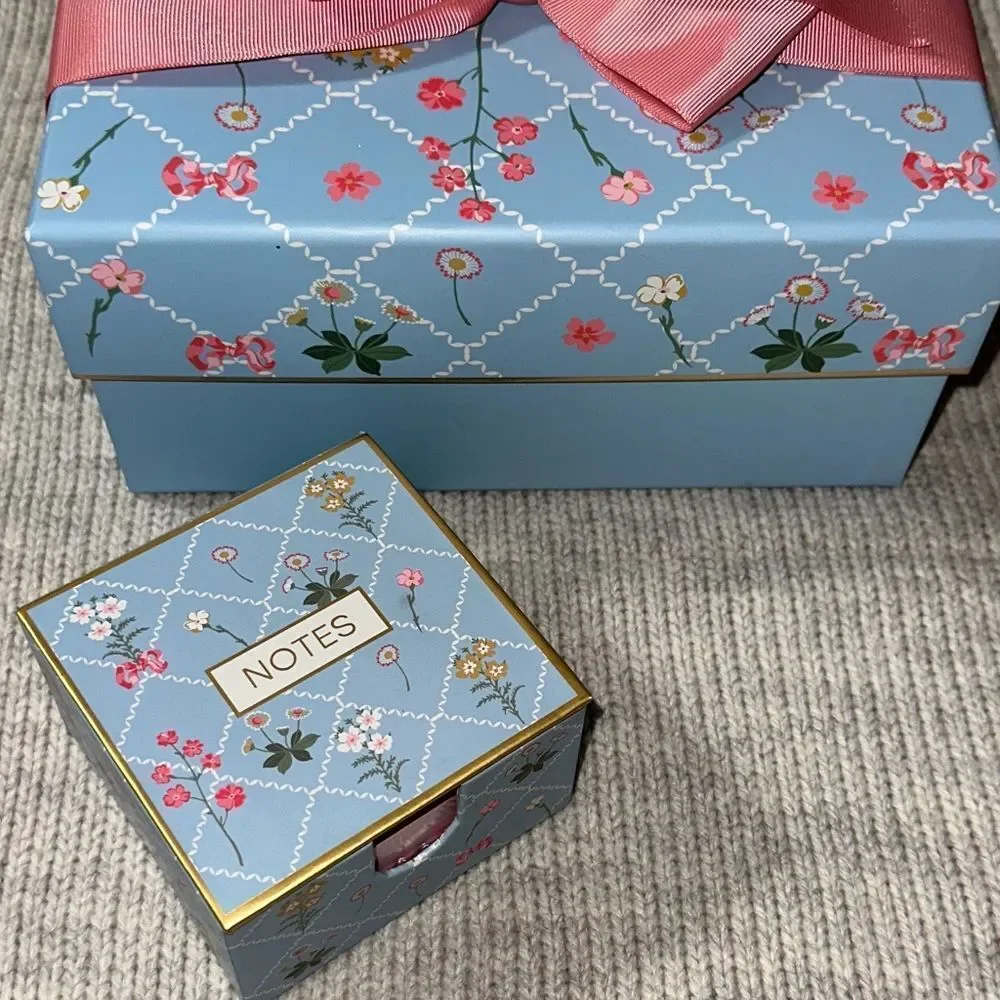 Lady Jayne Floral Blue White Pink Top Bow Gift Box & Stationery Note Pad Pen